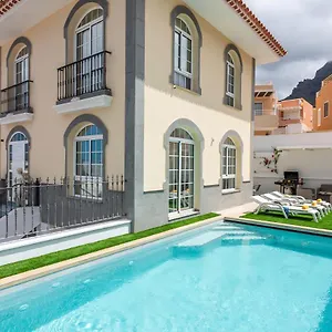 Luxury Holiday Heated Pool Costa Adeje (Tenerife)